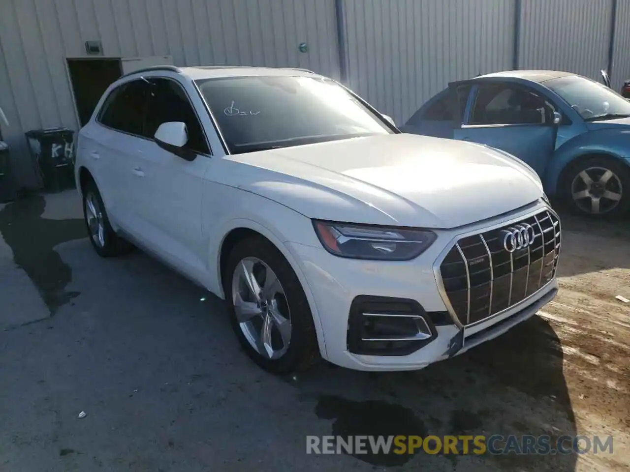 1 Photograph of a damaged car WA1BAAFY9M2095963 AUDI Q5 2021