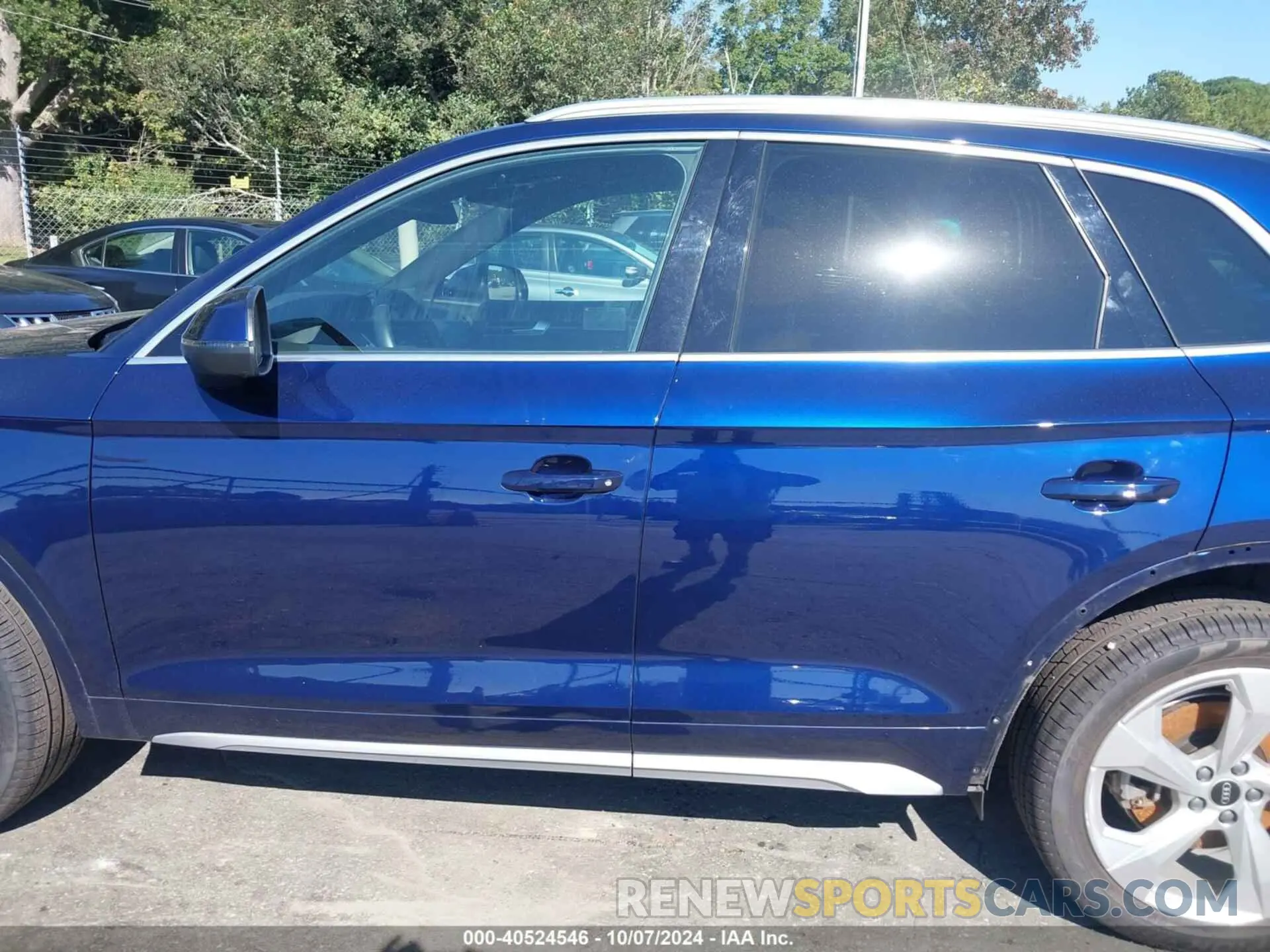 14 Photograph of a damaged car WA1BAAFY9M2097244 AUDI Q5 2021
