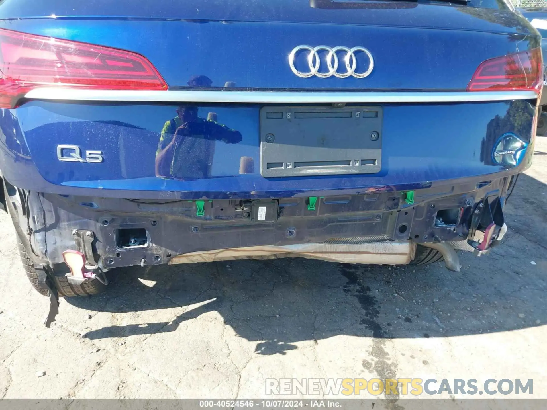 6 Photograph of a damaged car WA1BAAFY9M2097244 AUDI Q5 2021