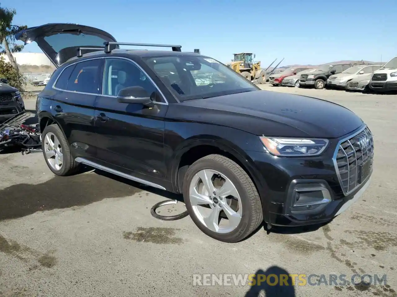 4 Photograph of a damaged car WA1BAAFY9M2114432 AUDI Q5 2021