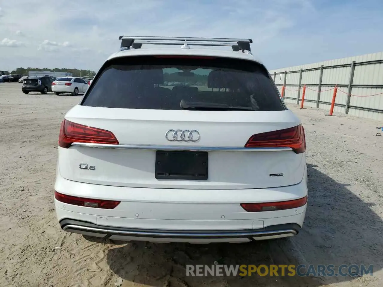 6 Photograph of a damaged car WA1BAAFY9M2116861 AUDI Q5 2021