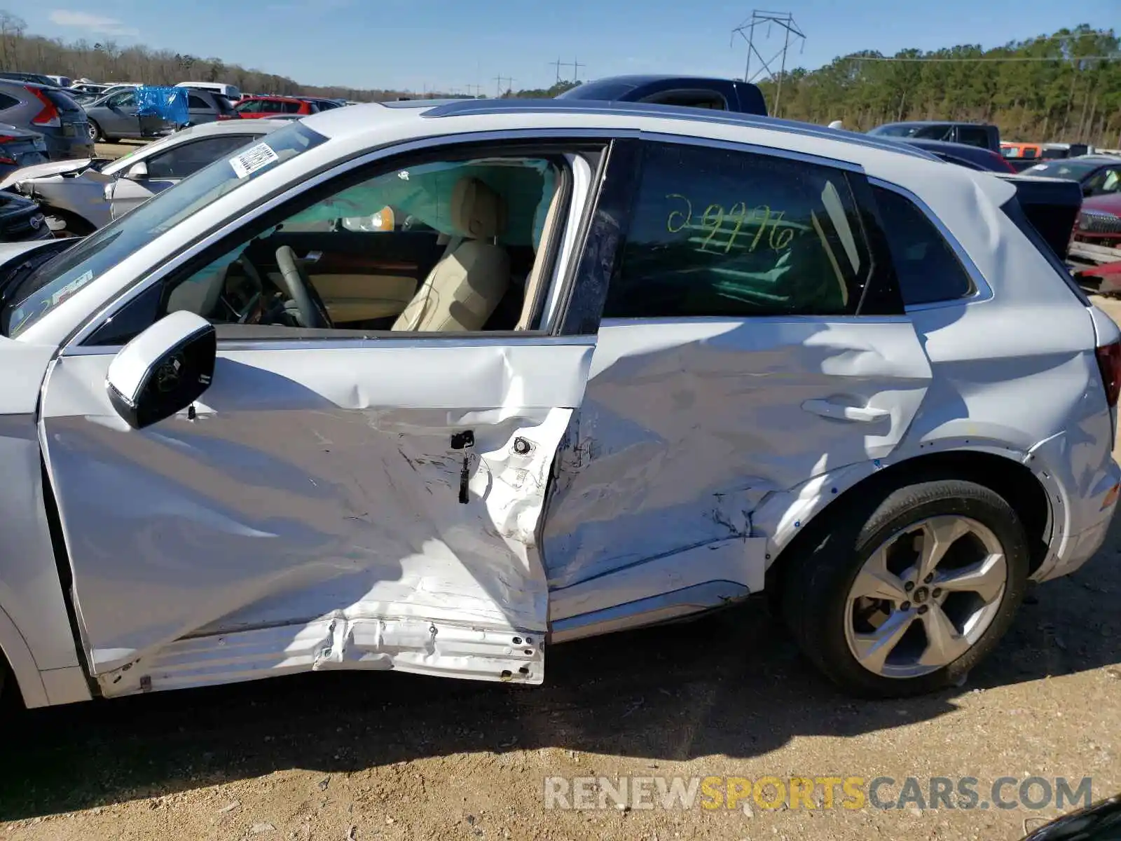 9 Photograph of a damaged car WA1BAAFYXM2012539 AUDI Q5 2021