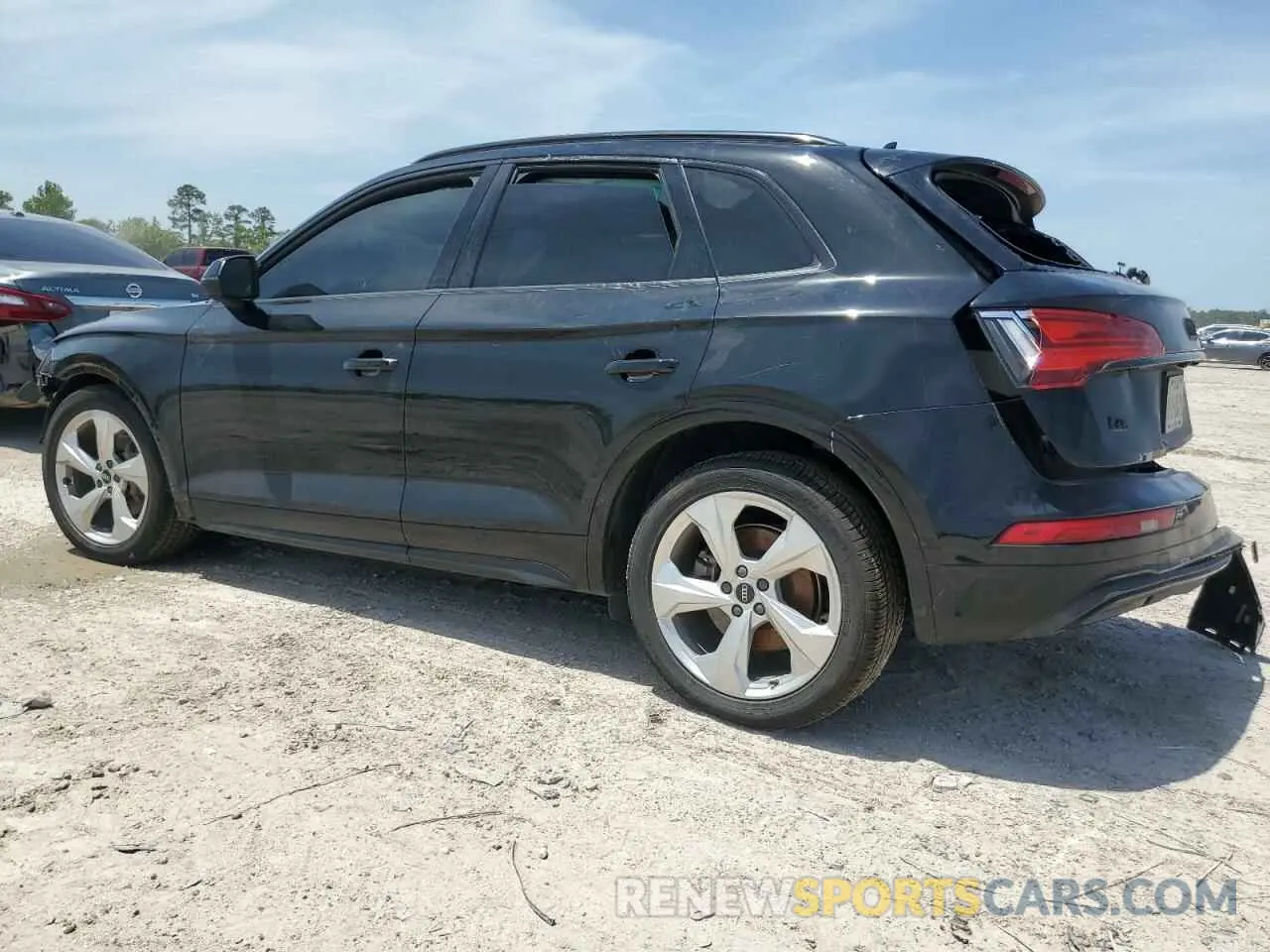 2 Photograph of a damaged car WA1BAAFYXM2032936 AUDI Q5 2021