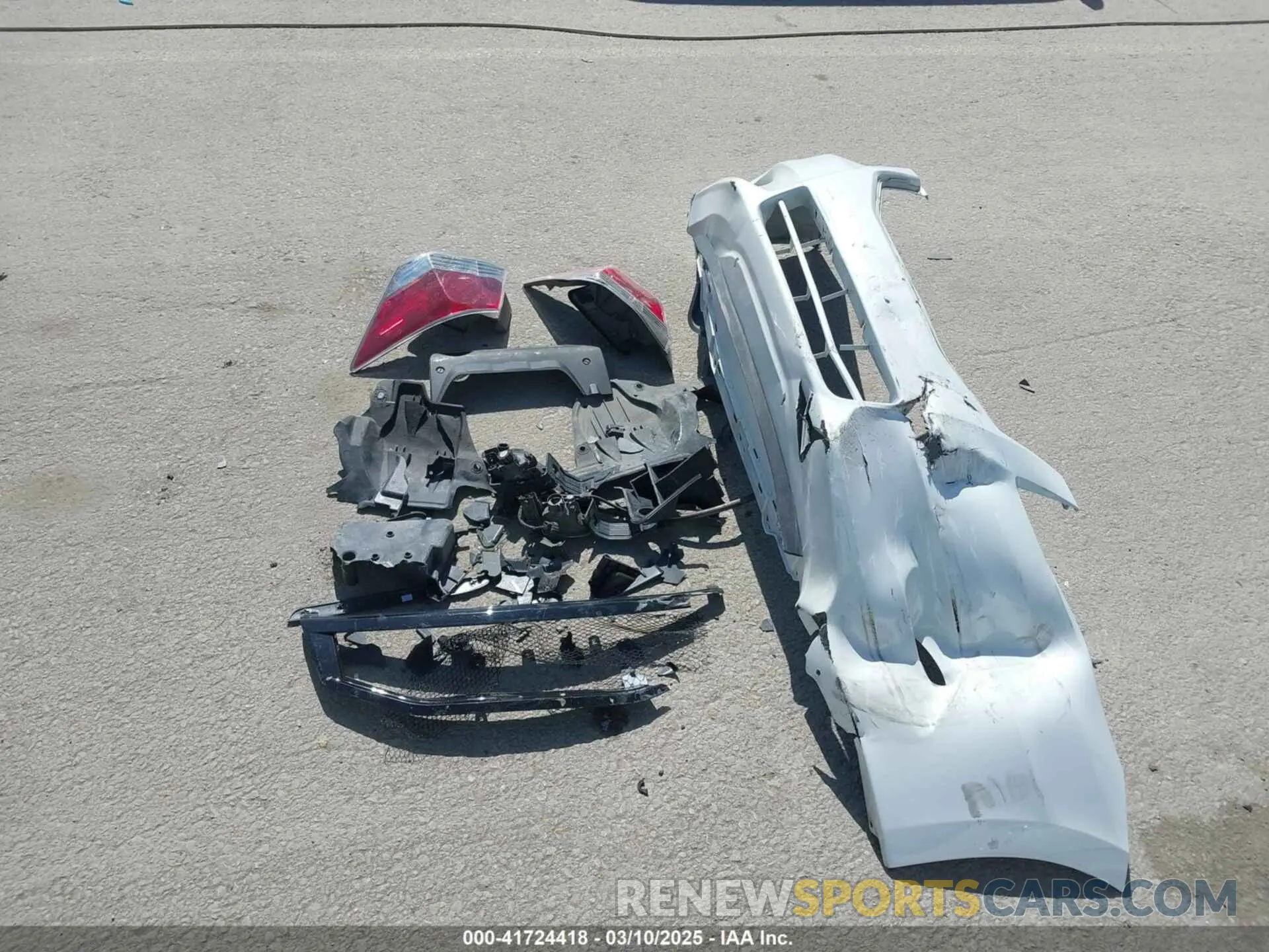 12 Photograph of a damaged car WA1BAAFYXM2050143 AUDI Q5 2021