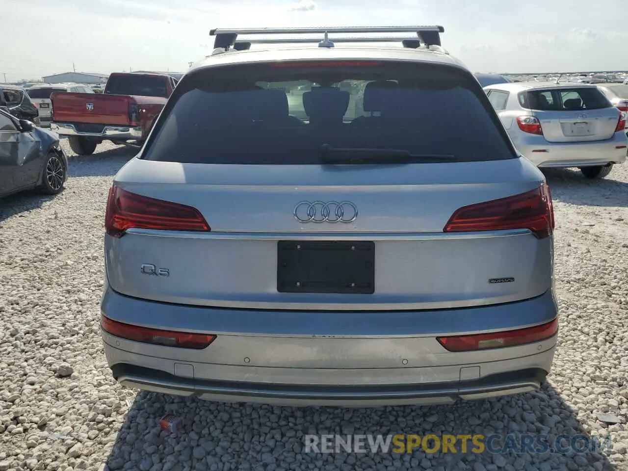 6 Photograph of a damaged car WA1BAAFYXM2083241 AUDI Q5 2021