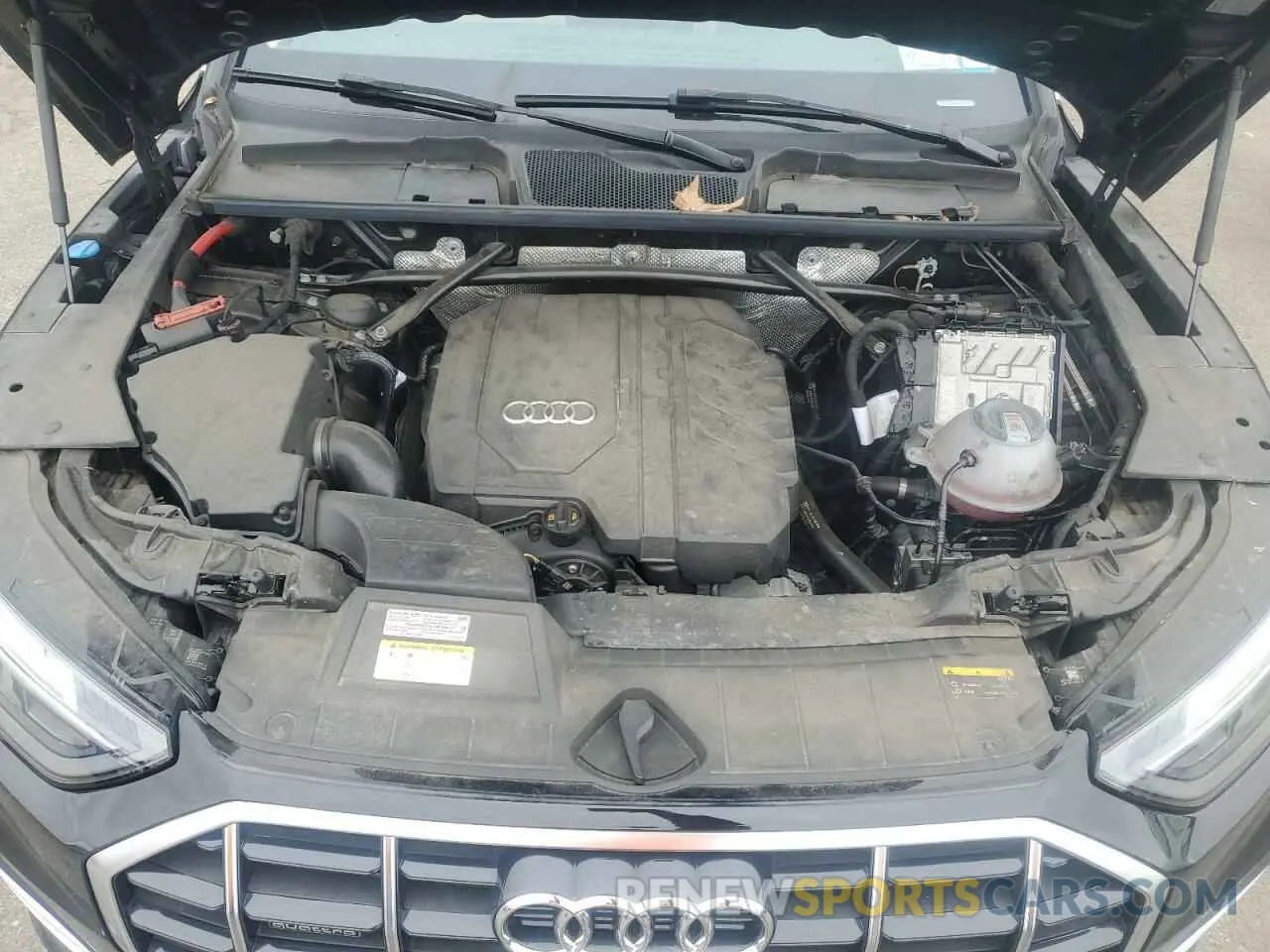 12 Photograph of a damaged car WA1BAAFYXM2112009 AUDI Q5 2021