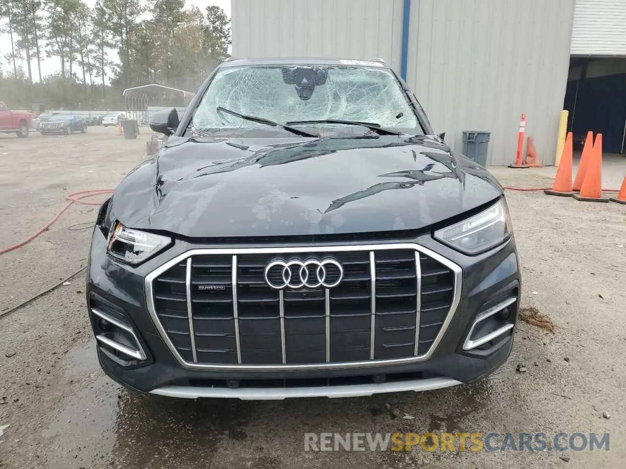 5 Photograph of a damaged car WA1BAAFYXM2116416 AUDI Q5 2021