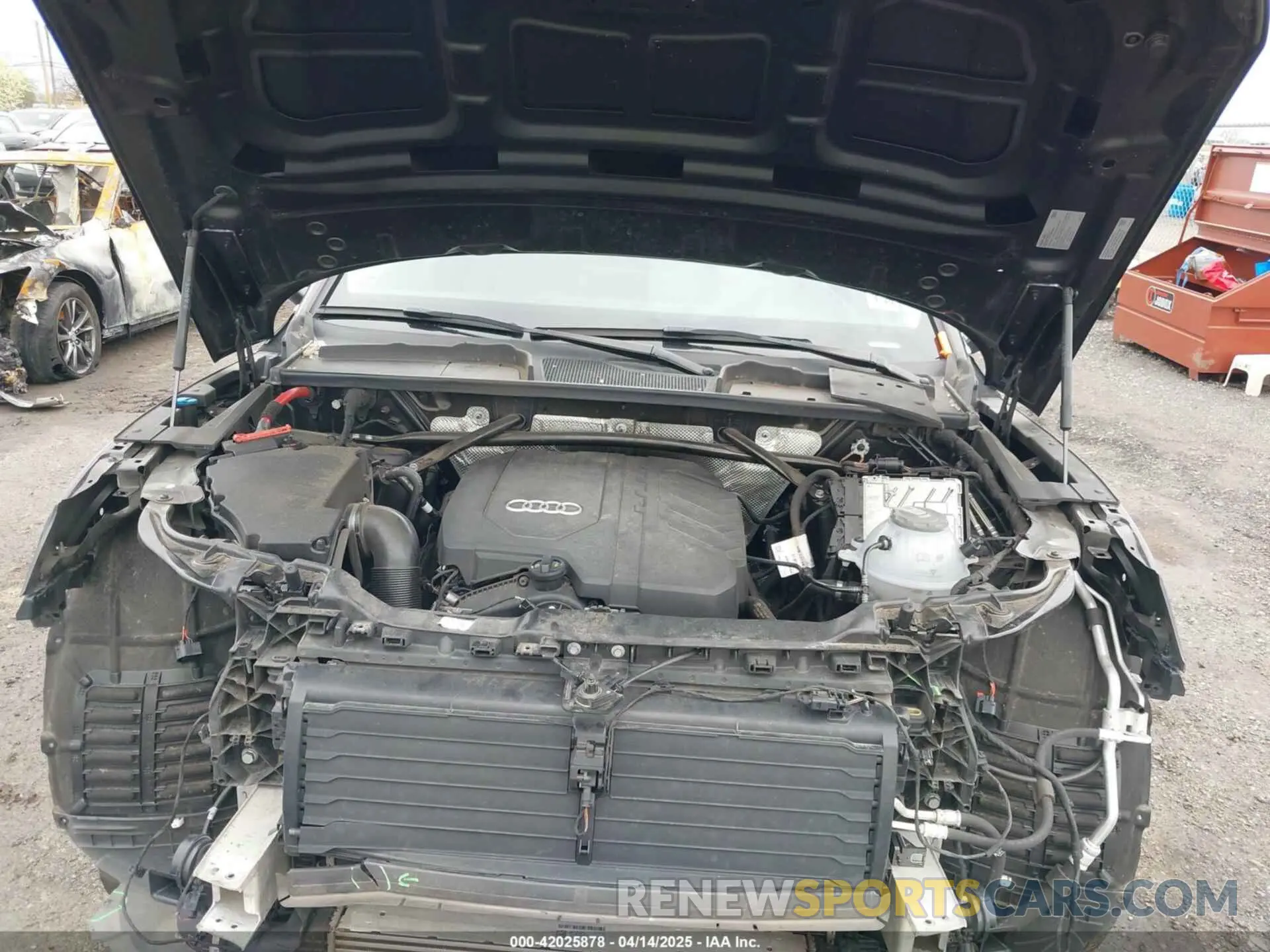 10 Photograph of a damaged car WA1BAAFYXM2117064 AUDI Q5 2021