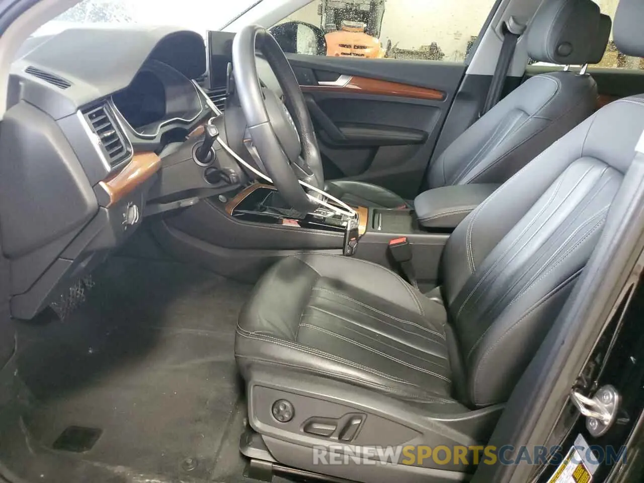 7 Photograph of a damaged car WA1BAAFYXM2124869 AUDI Q5 2021