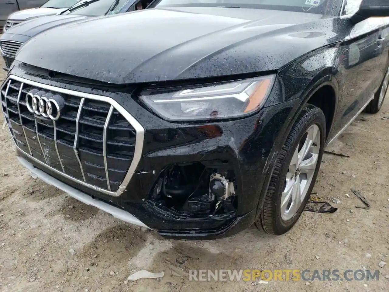 9 Photograph of a damaged car WA1BAAFYXM2132521 AUDI Q5 2021