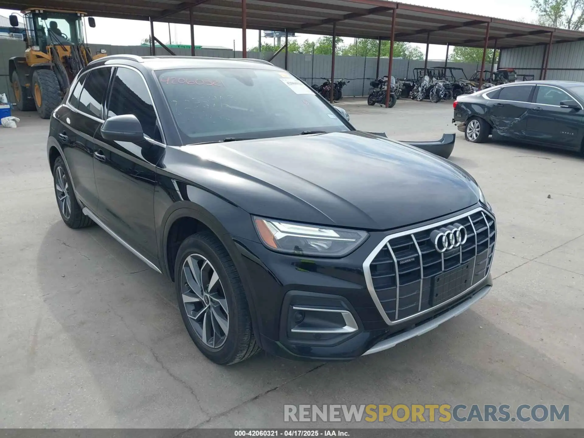 1 Photograph of a damaged car WA1BAAFYXM2135919 AUDI Q5 2021