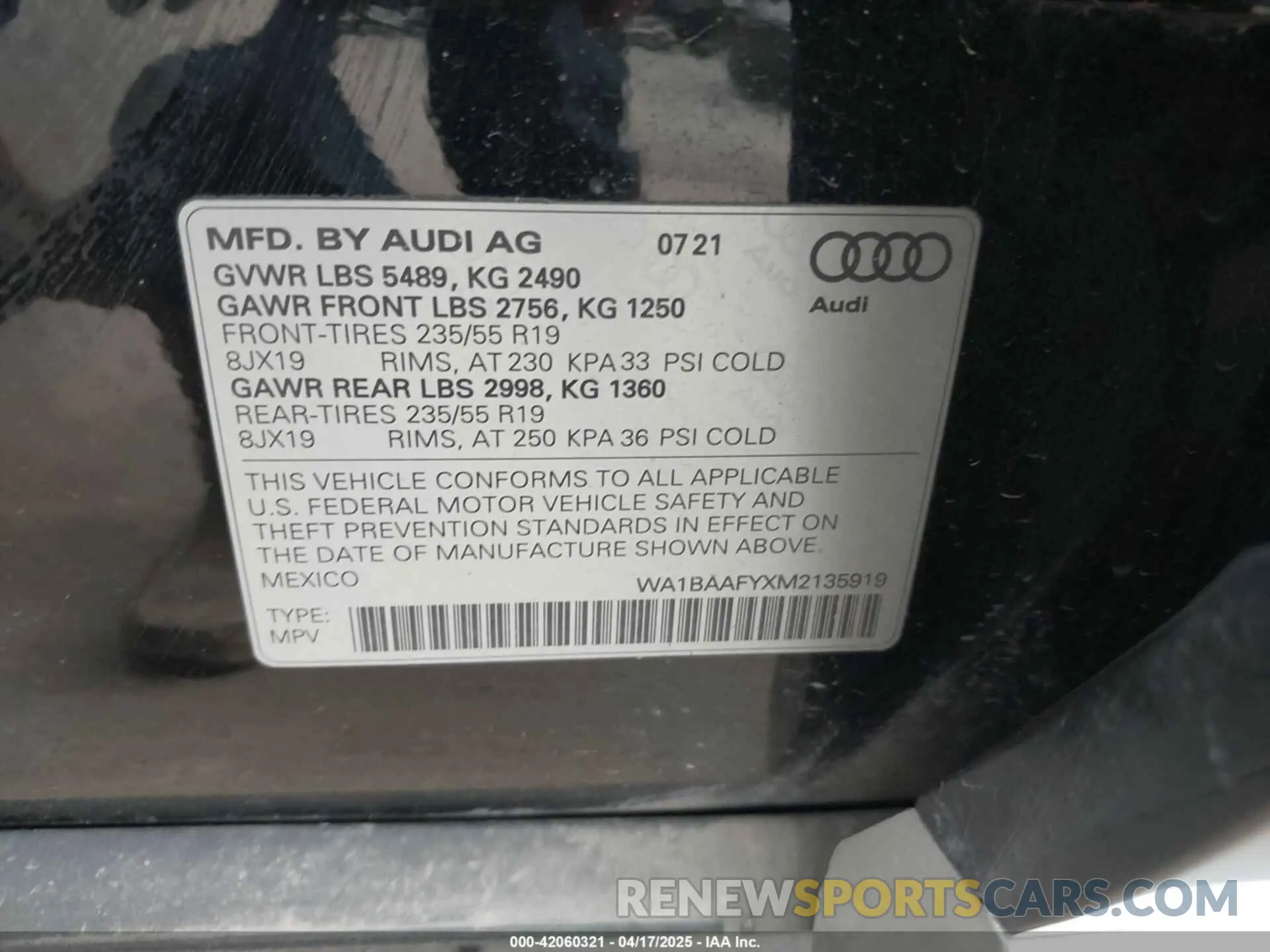 9 Photograph of a damaged car WA1BAAFYXM2135919 AUDI Q5 2021