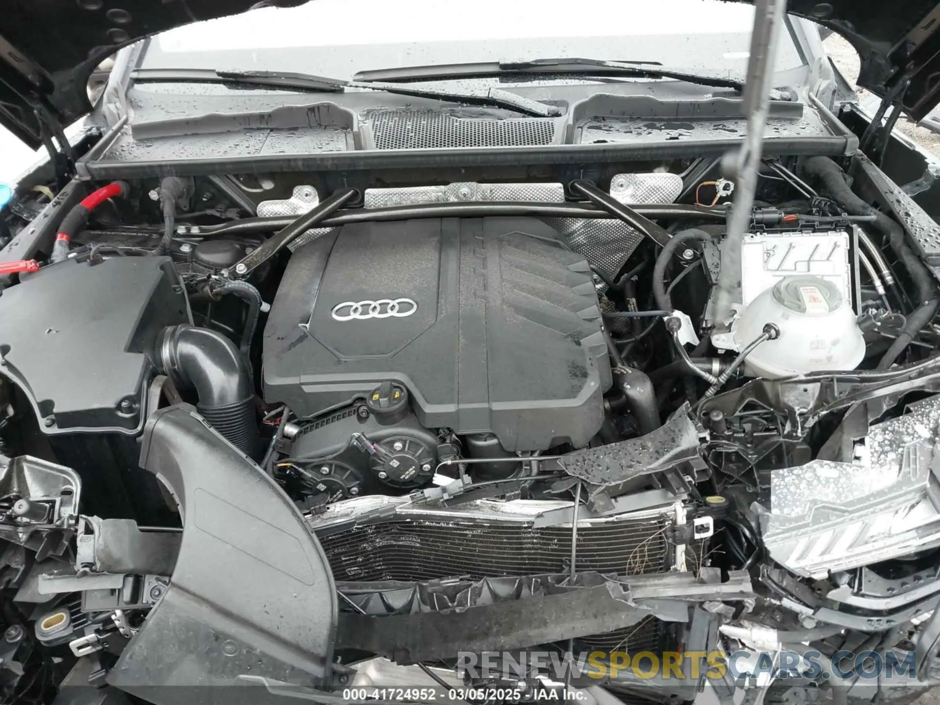 10 Photograph of a damaged car WA1CAAFY3M2096367 AUDI Q5 2021
