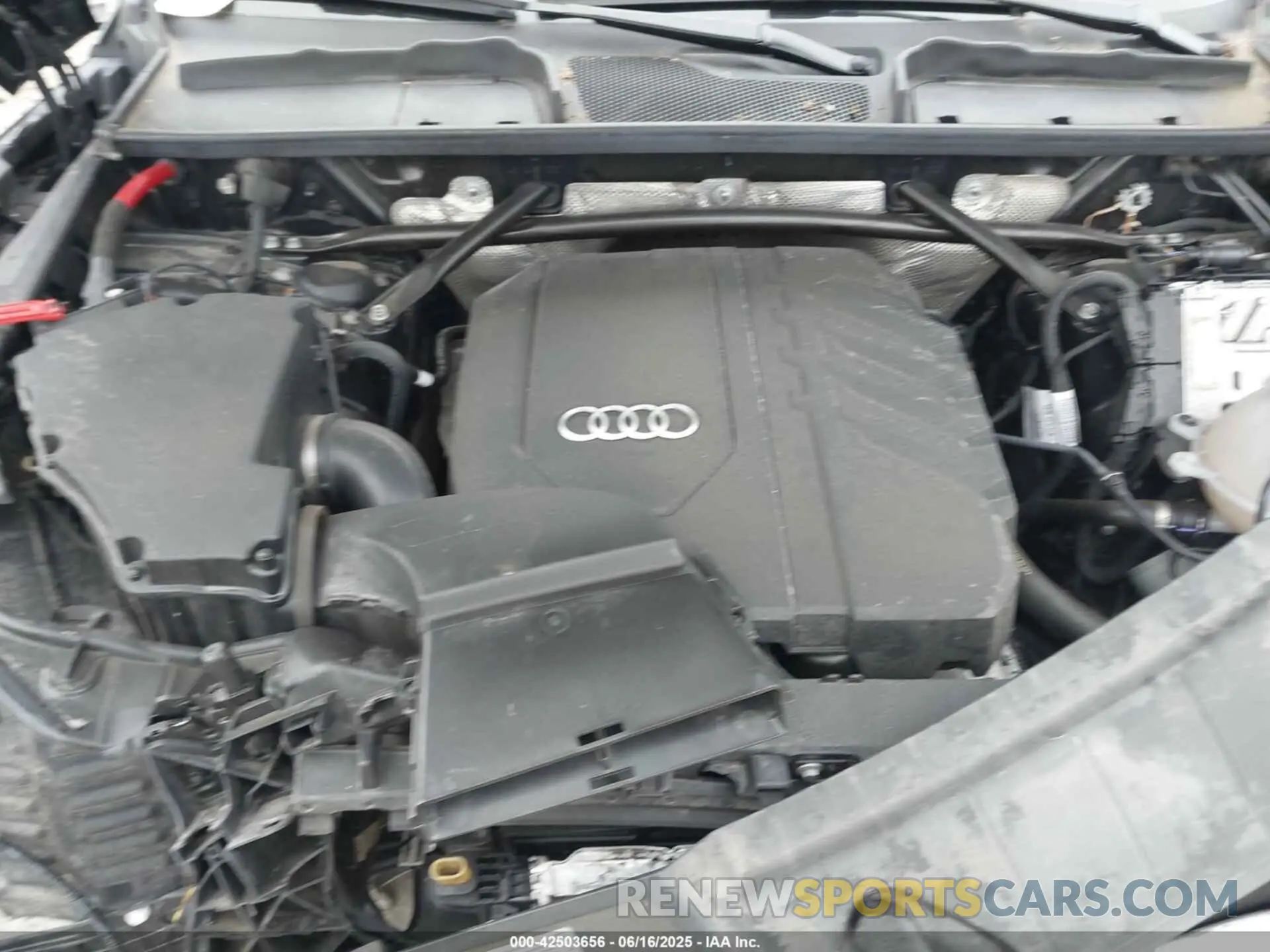 10 Photograph of a damaged car WA1CAAFY5M2020908 AUDI Q5 2021