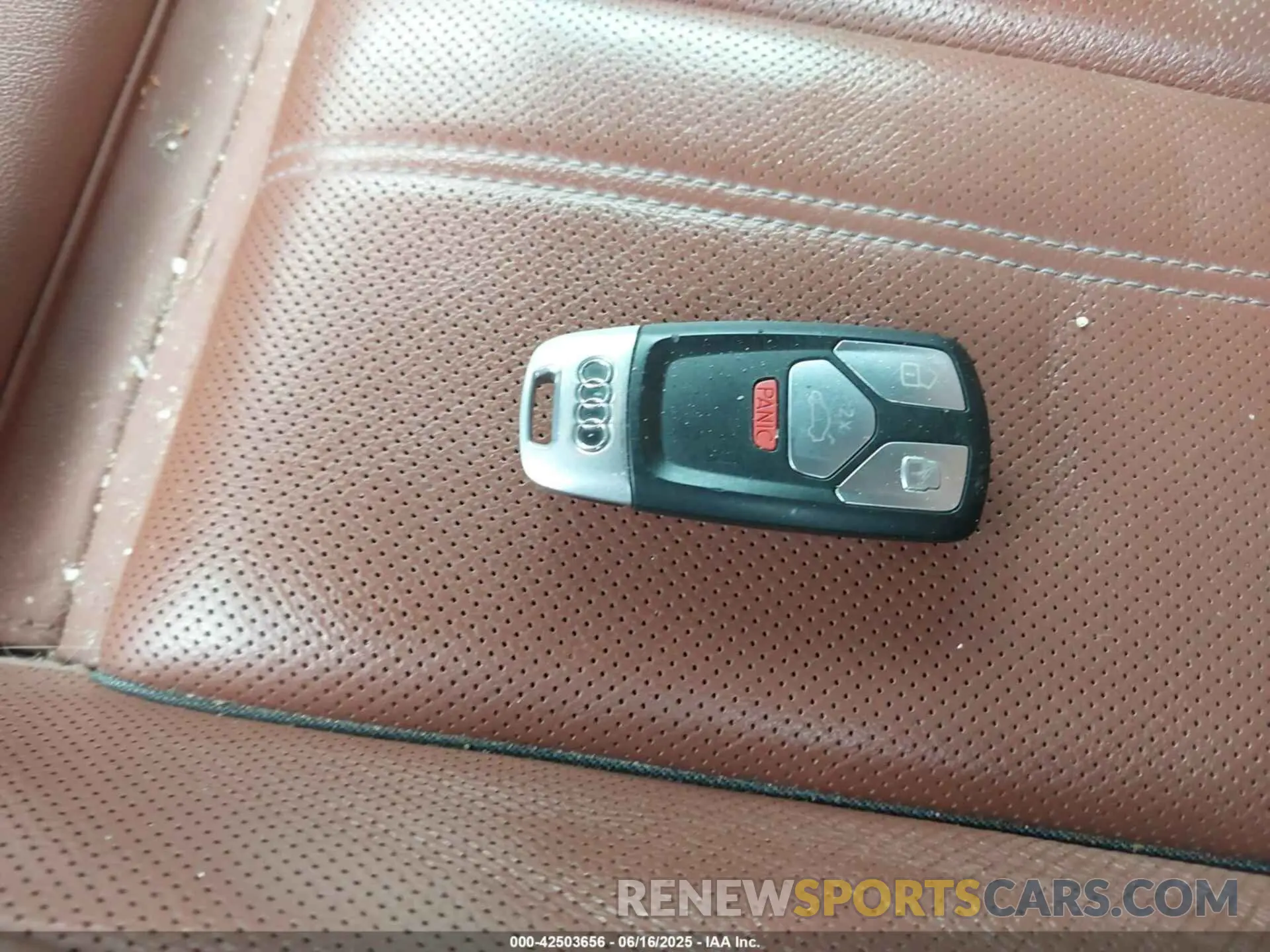 11 Photograph of a damaged car WA1CAAFY5M2020908 AUDI Q5 2021