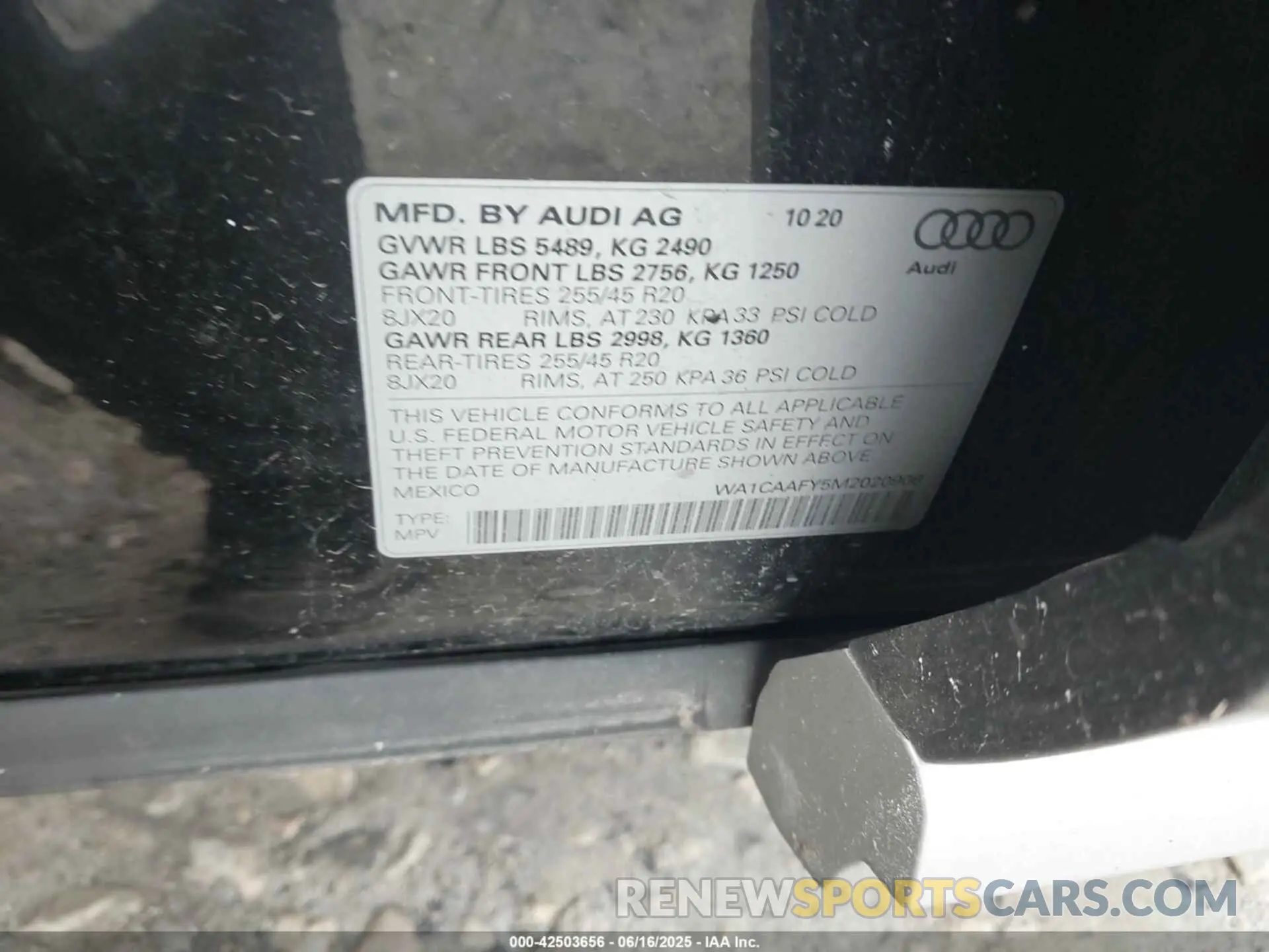 9 Photograph of a damaged car WA1CAAFY5M2020908 AUDI Q5 2021