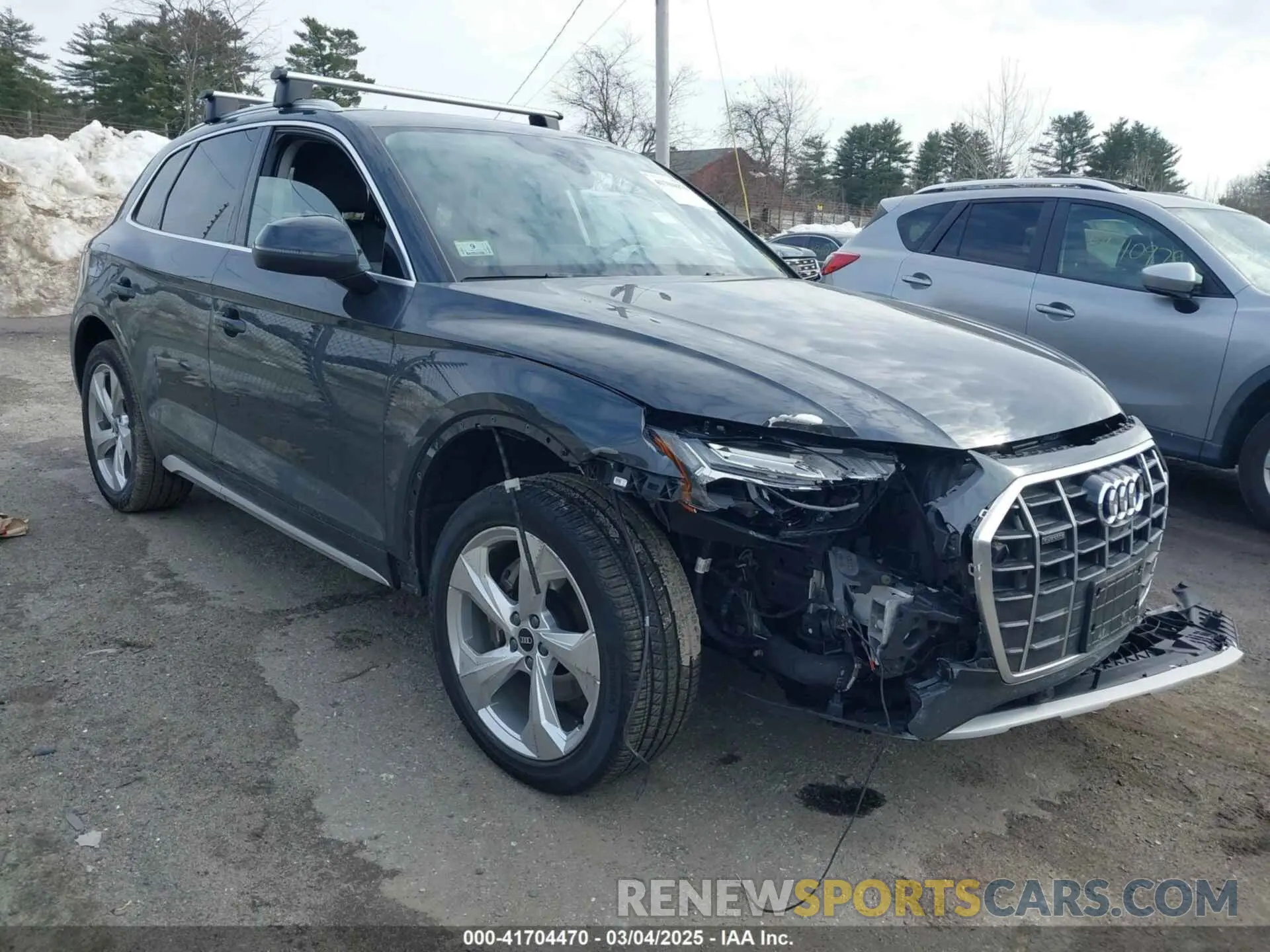 1 Photograph of a damaged car WA1CAAFY5M2050748 AUDI Q5 2021