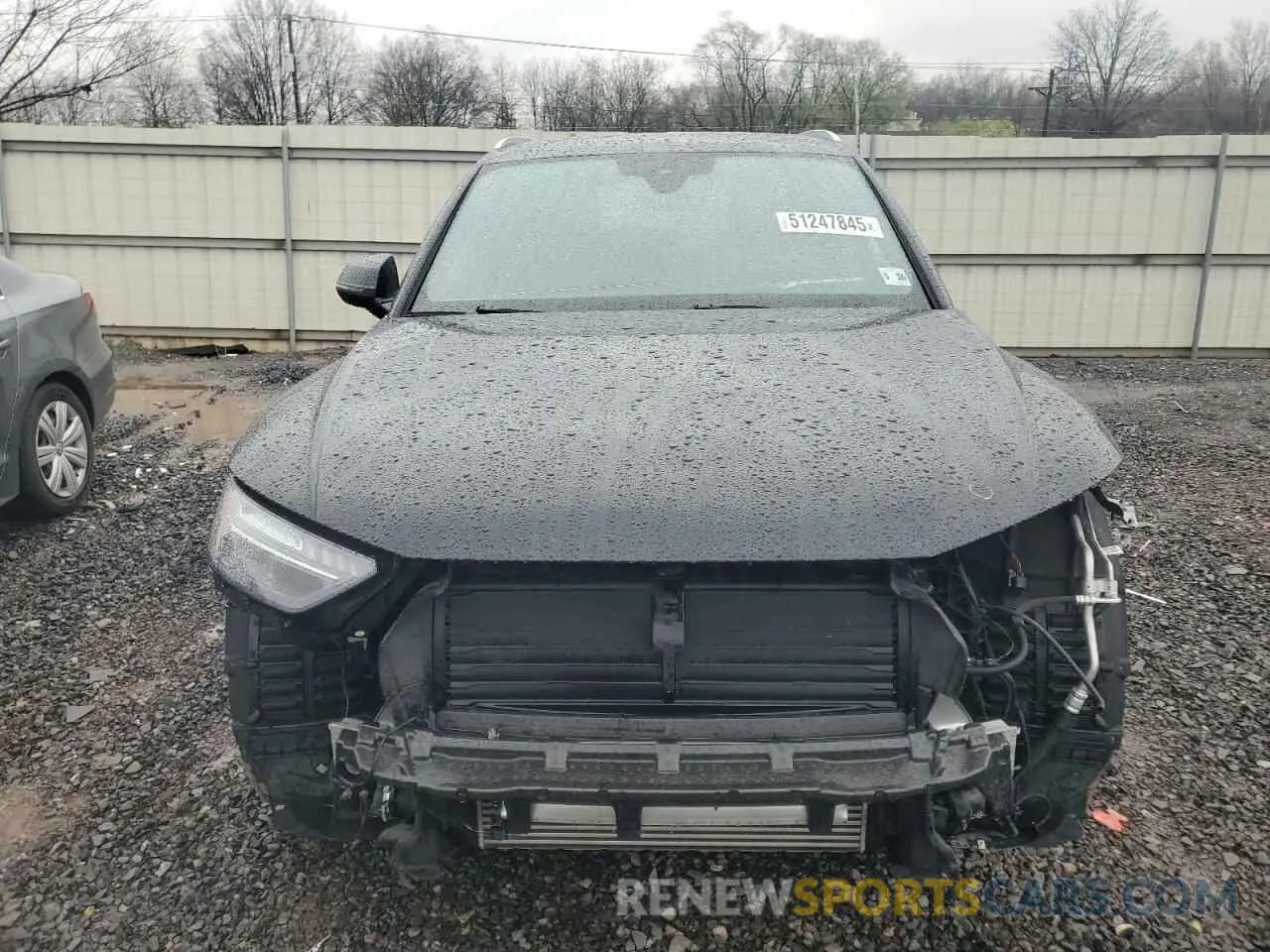 5 Photograph of a damaged car WA1CAAFY5M2082115 AUDI Q5 2021