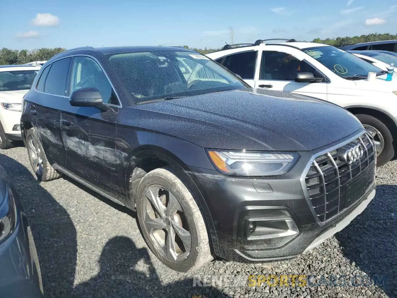 4 Photograph of a damaged car WA1CAAFY6M2017256 AUDI Q5 2021