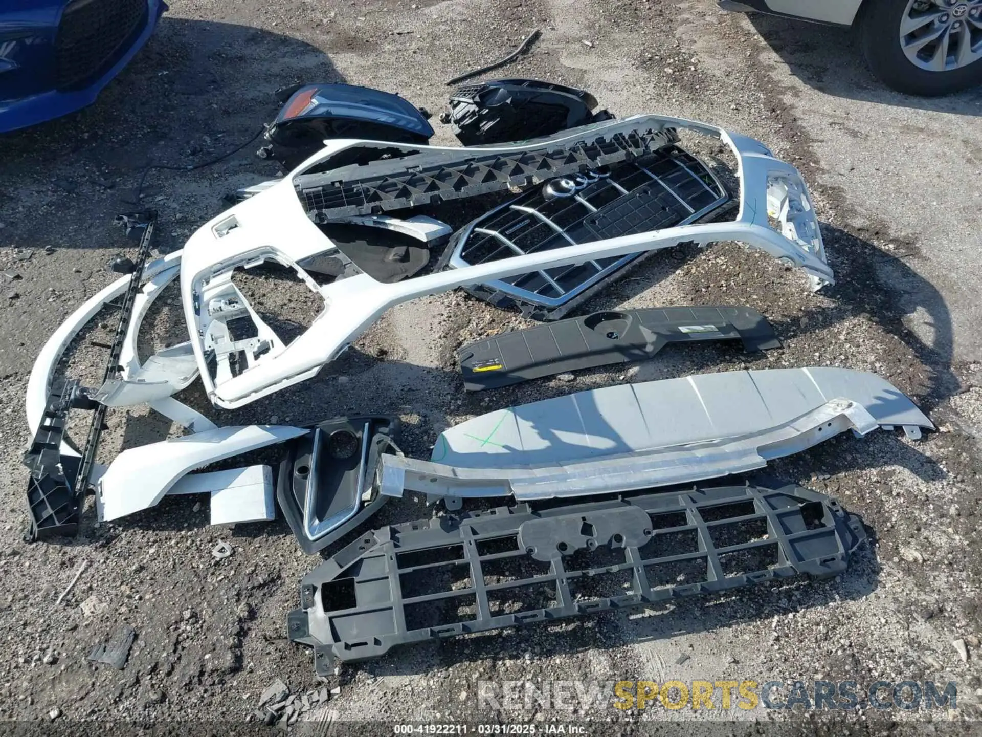 12 Photograph of a damaged car WA1CAAFY7M2034552 AUDI Q5 2021