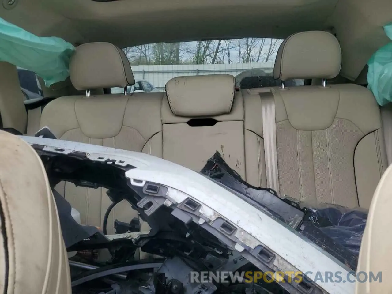 10 Photograph of a damaged car WA1CAAFY7M2097571 AUDI Q5 2021