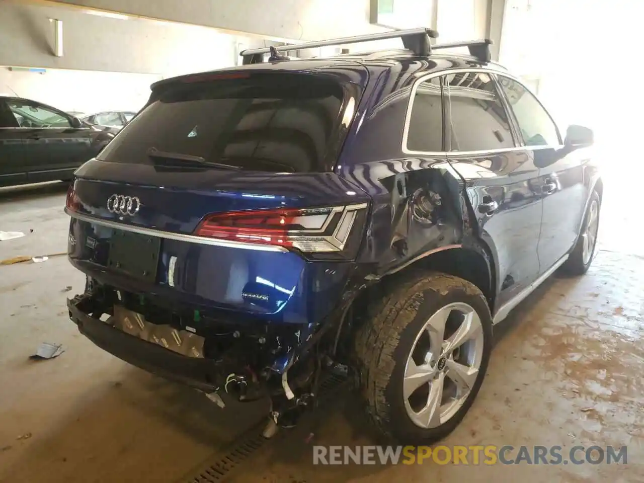 4 Photograph of a damaged car WA1CAAFY8M2021129 AUDI Q5 2021