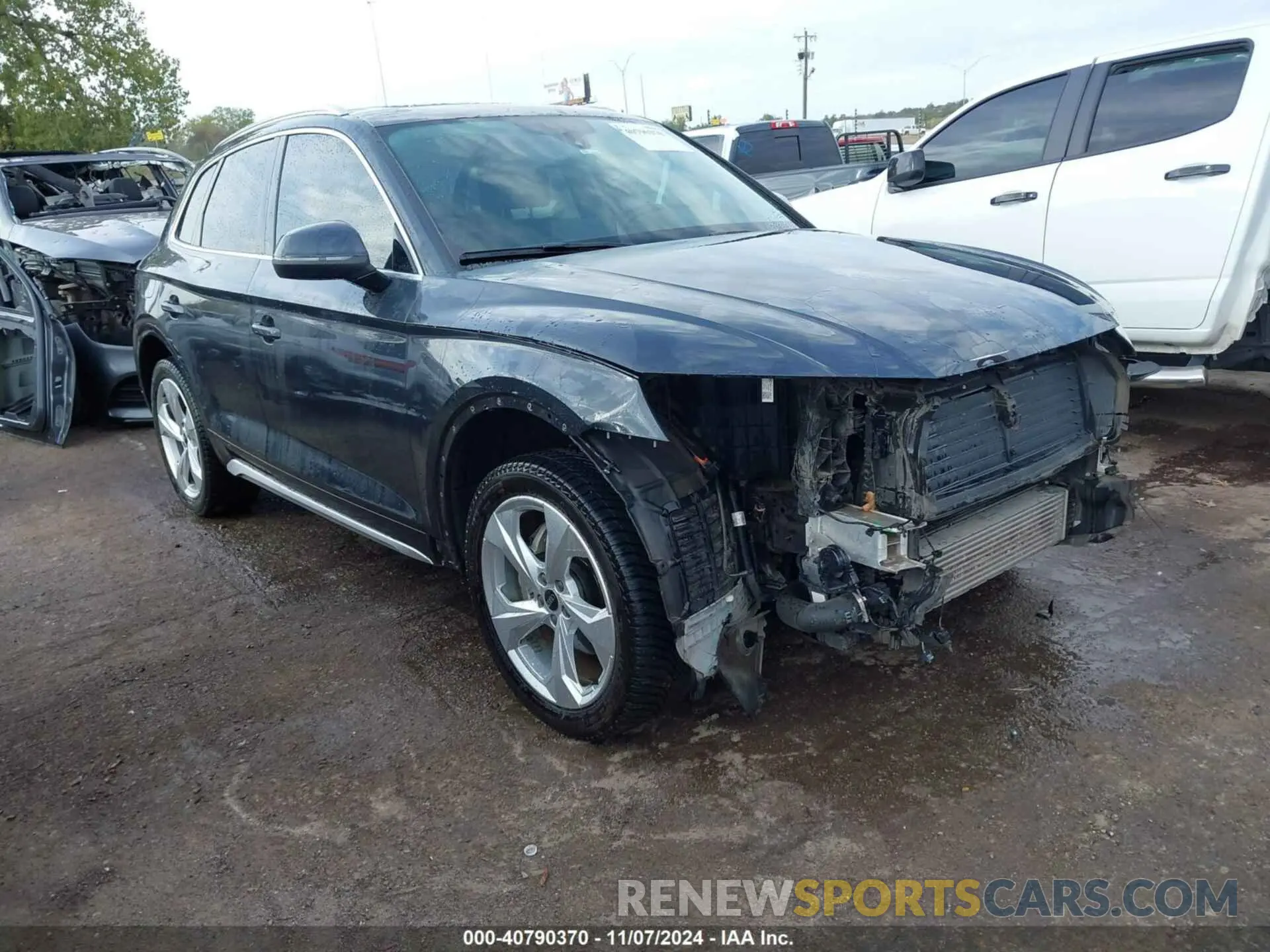 1 Photograph of a damaged car WA1CAAFY8M2054325 AUDI Q5 2021