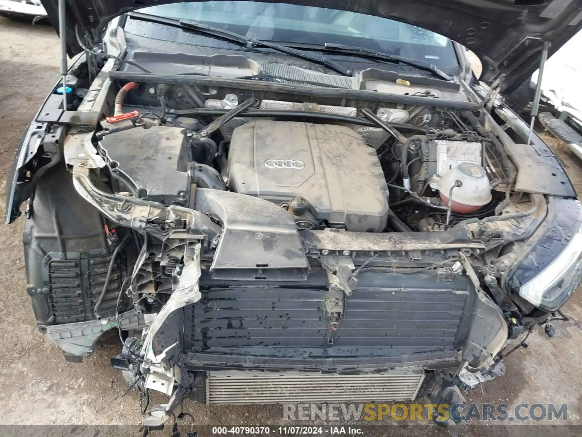 10 Photograph of a damaged car WA1CAAFY8M2054325 AUDI Q5 2021