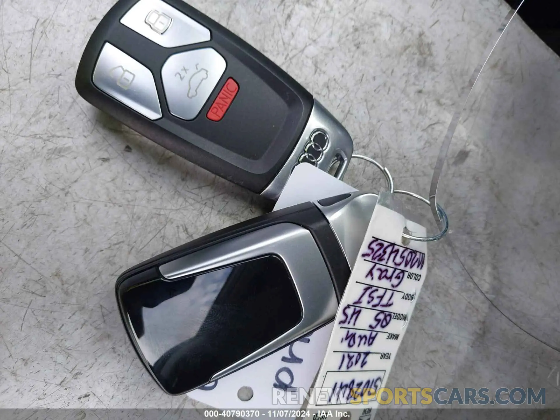 11 Photograph of a damaged car WA1CAAFY8M2054325 AUDI Q5 2021