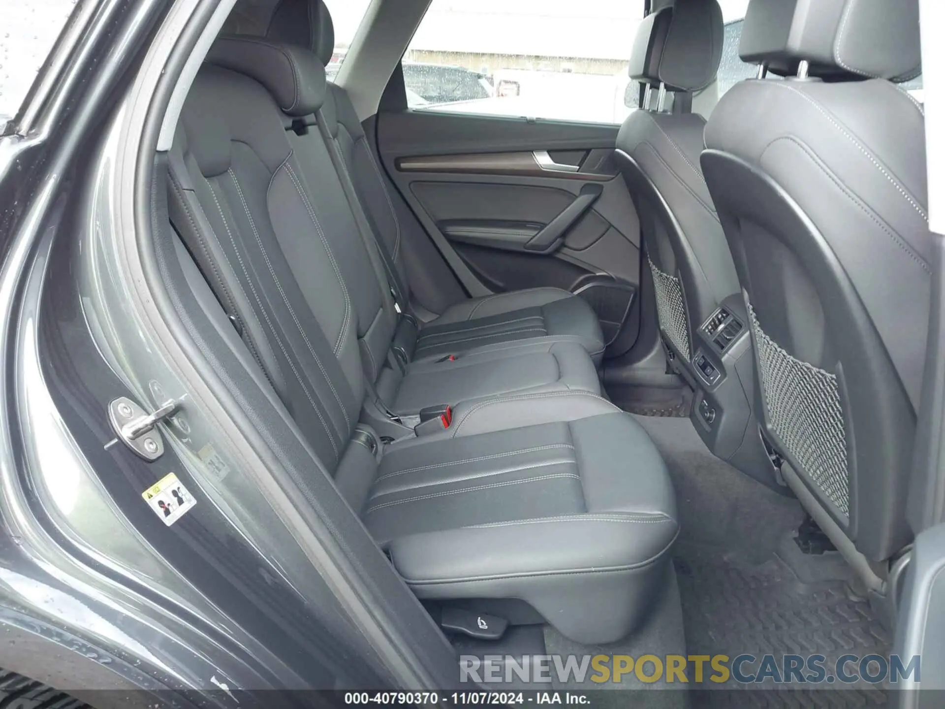 8 Photograph of a damaged car WA1CAAFY8M2054325 AUDI Q5 2021