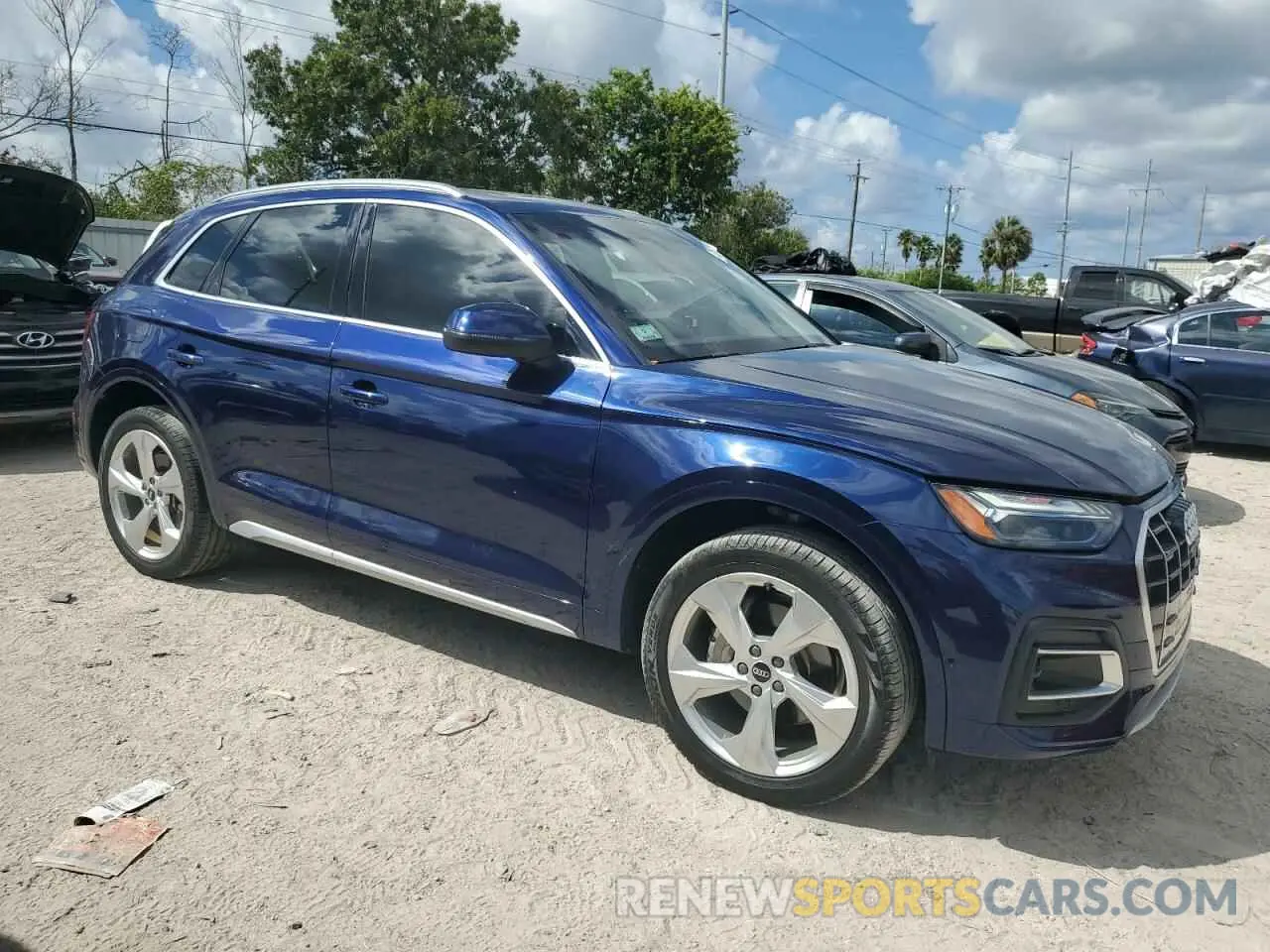 4 Photograph of a damaged car WA1CAAFY9M2016747 AUDI Q5 2021