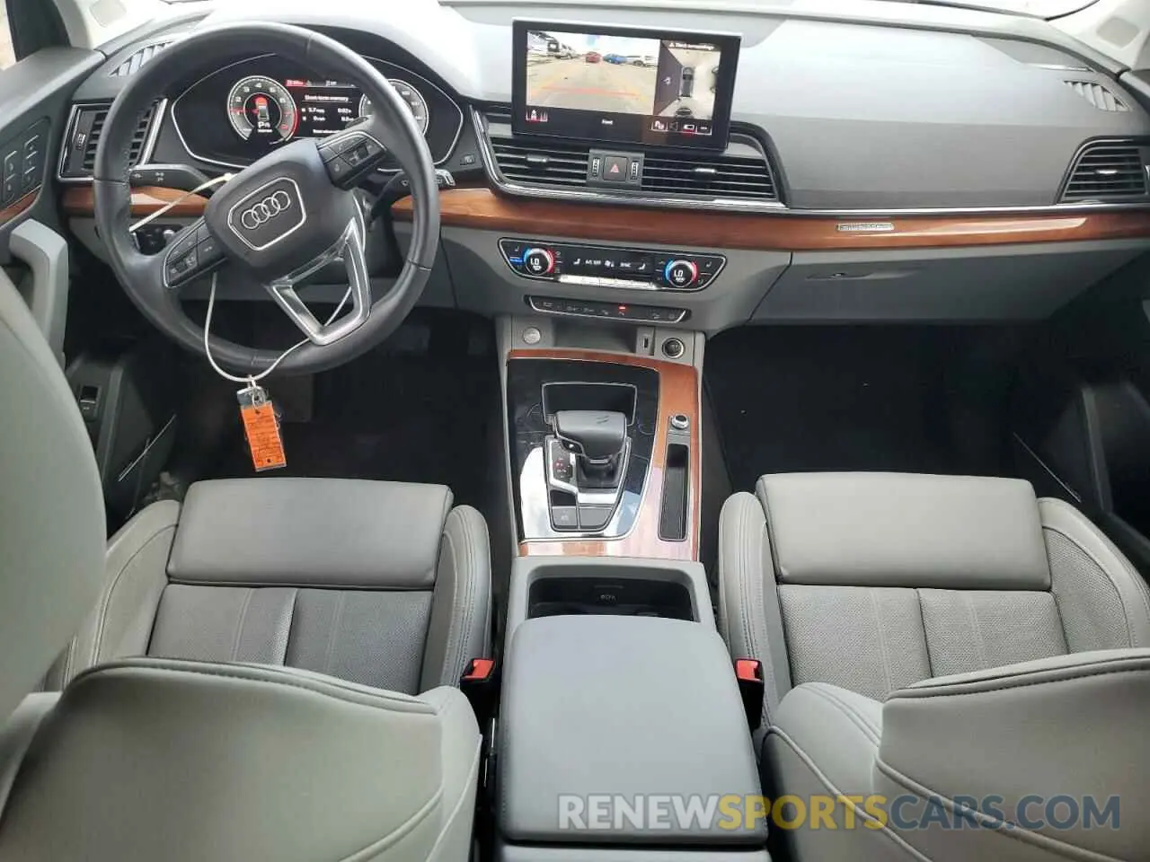 8 Photograph of a damaged car WA1CAAFY9M2016747 AUDI Q5 2021