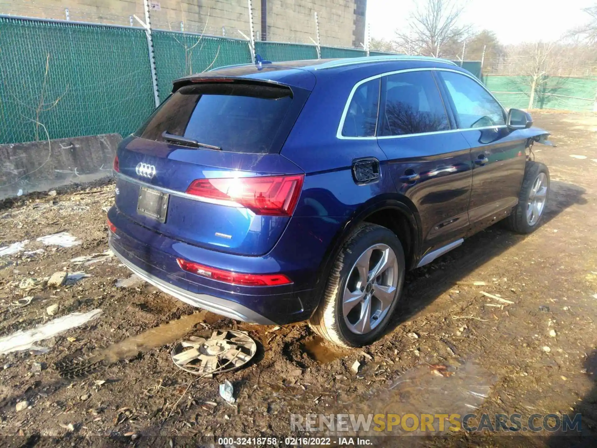 4 Photograph of a damaged car WA1CAAFY9M2021480 AUDI Q5 2021