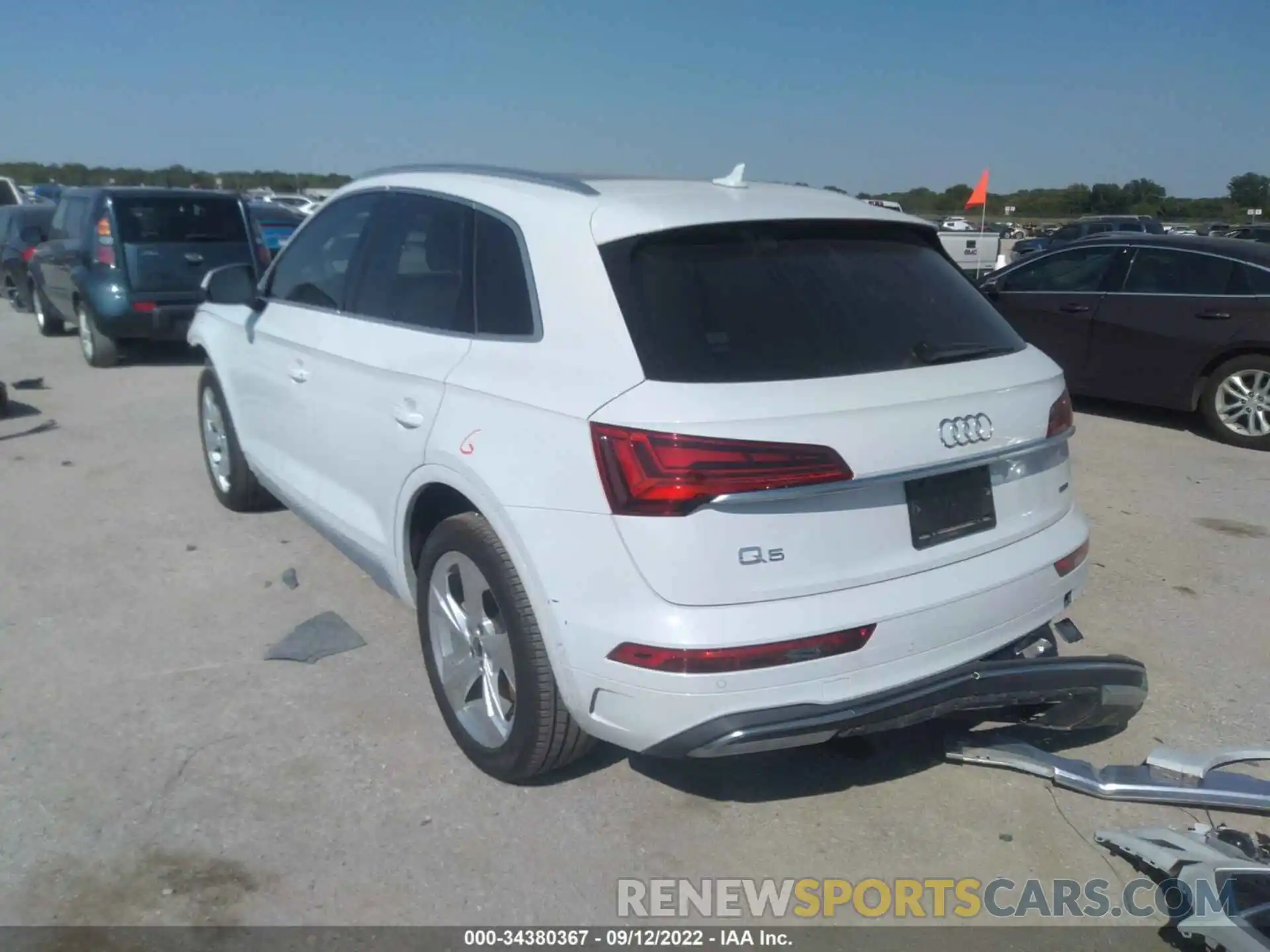 3 Photograph of a damaged car WA1CAAFY9M2080593 AUDI Q5 2021