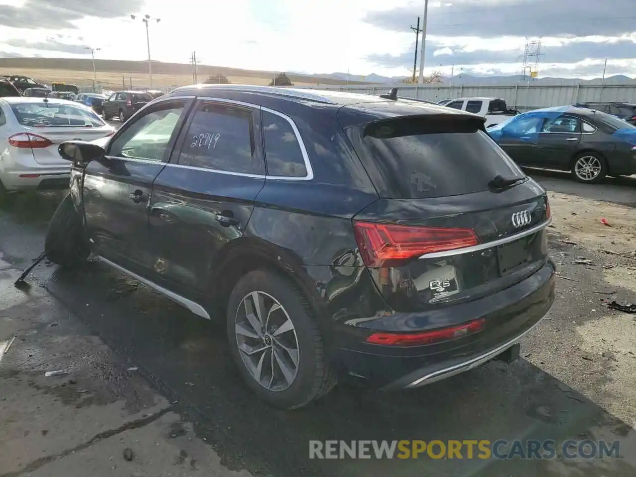 3 Photograph of a damaged car WA1CAAFYXM2058148 AUDI Q5 2021