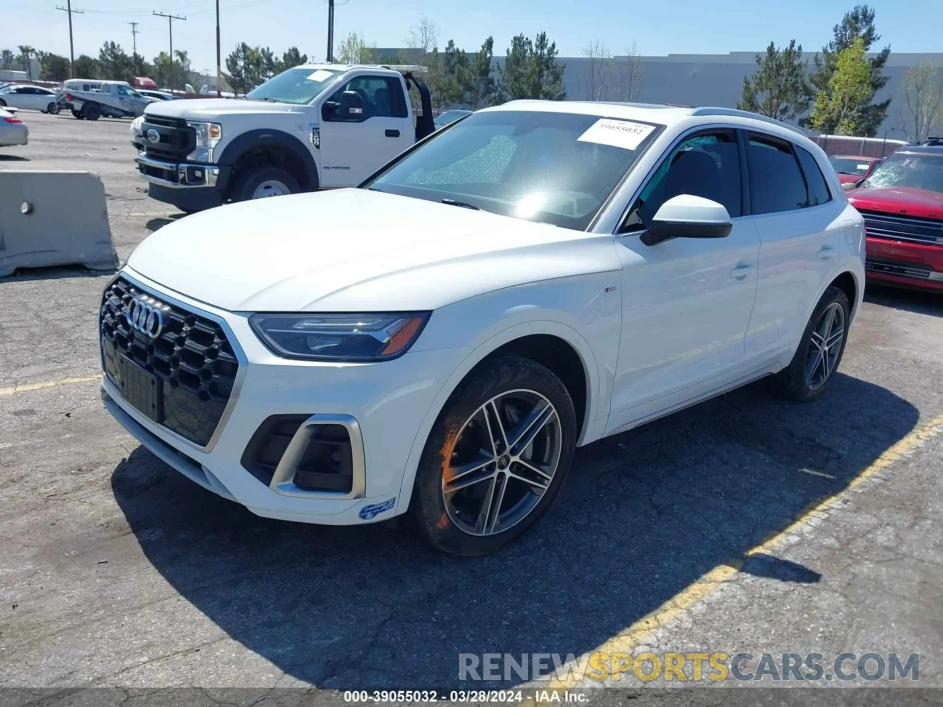 2 Photograph of a damaged car WA1E2AFY1M2088449 AUDI Q5 2021