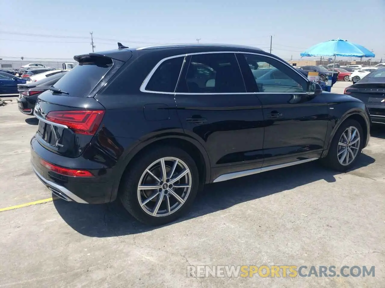 3 Photograph of a damaged car WA1E2AFY2M2061809 AUDI Q5 2021