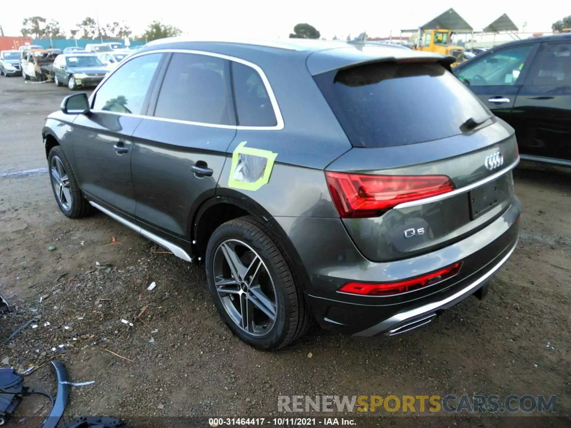 3 Photograph of a damaged car WA1E2AFY2M2081994 AUDI Q5 2021