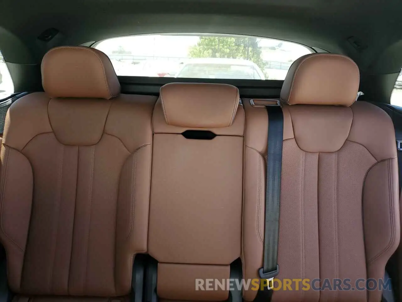 10 Photograph of a damaged car WA1E2AFY2M2129560 AUDI Q5 2021
