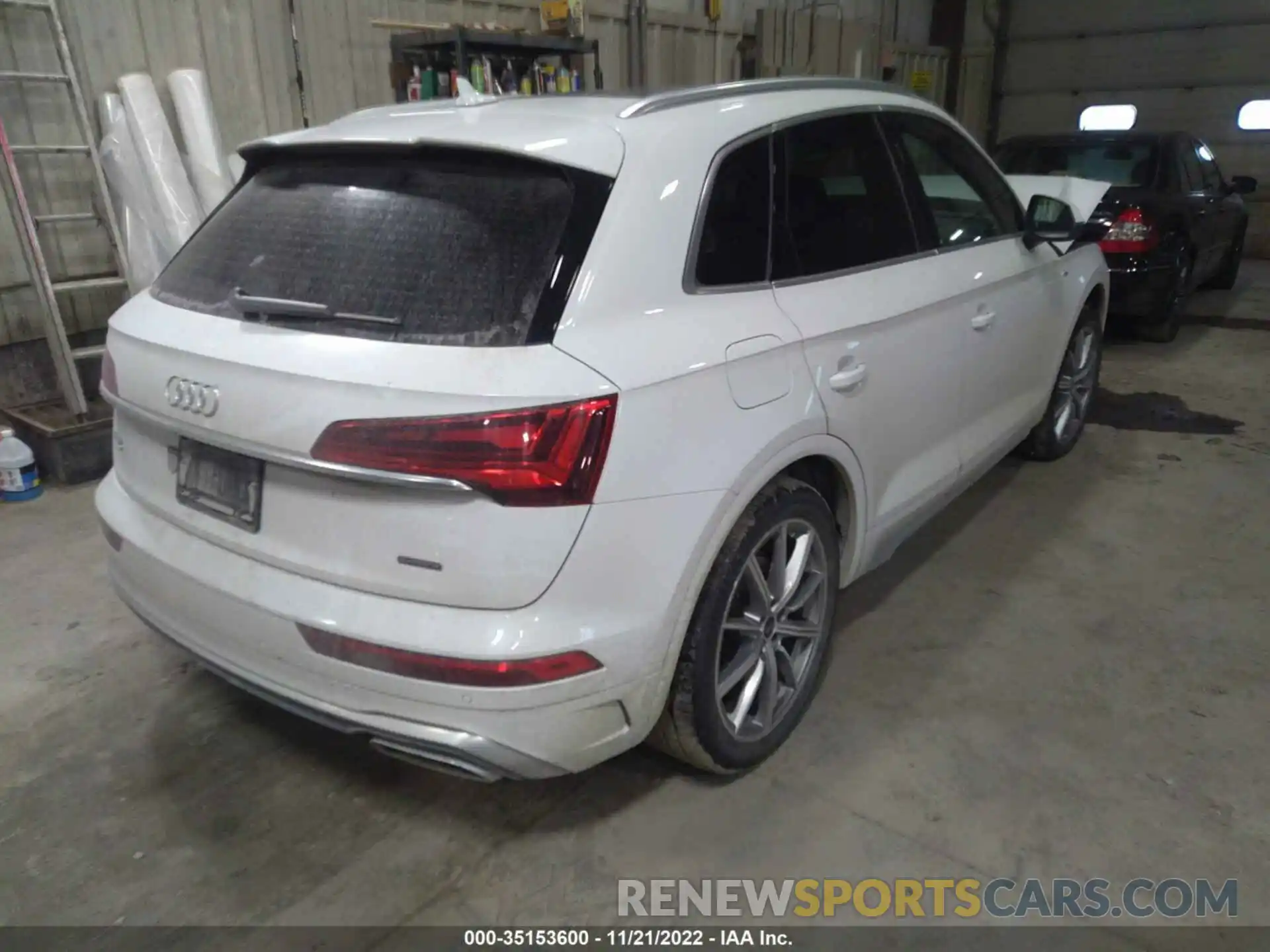 4 Photograph of a damaged car WA1E2AFY3M2117305 AUDI Q5 2021