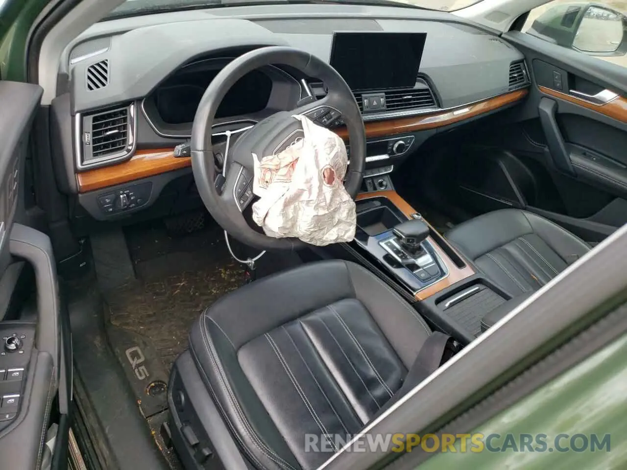 8 Photograph of a damaged car WA1E2AFY6M2039957 AUDI Q5 2021