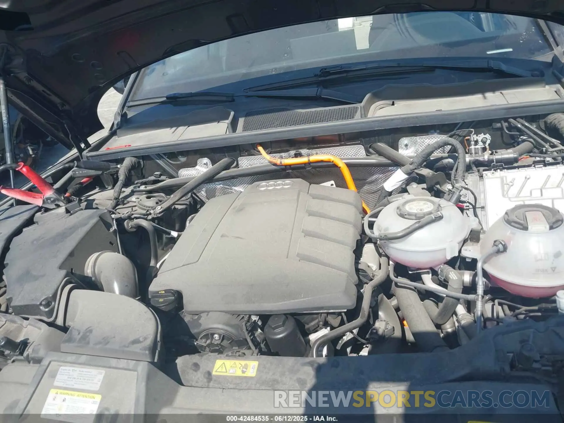 10 Photograph of a damaged car WA1E2AFY6M2060131 AUDI Q5 2021