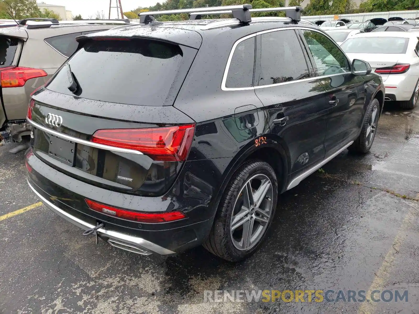 4 Photograph of a damaged car WA1E2AFY7M2131353 AUDI Q5 2021