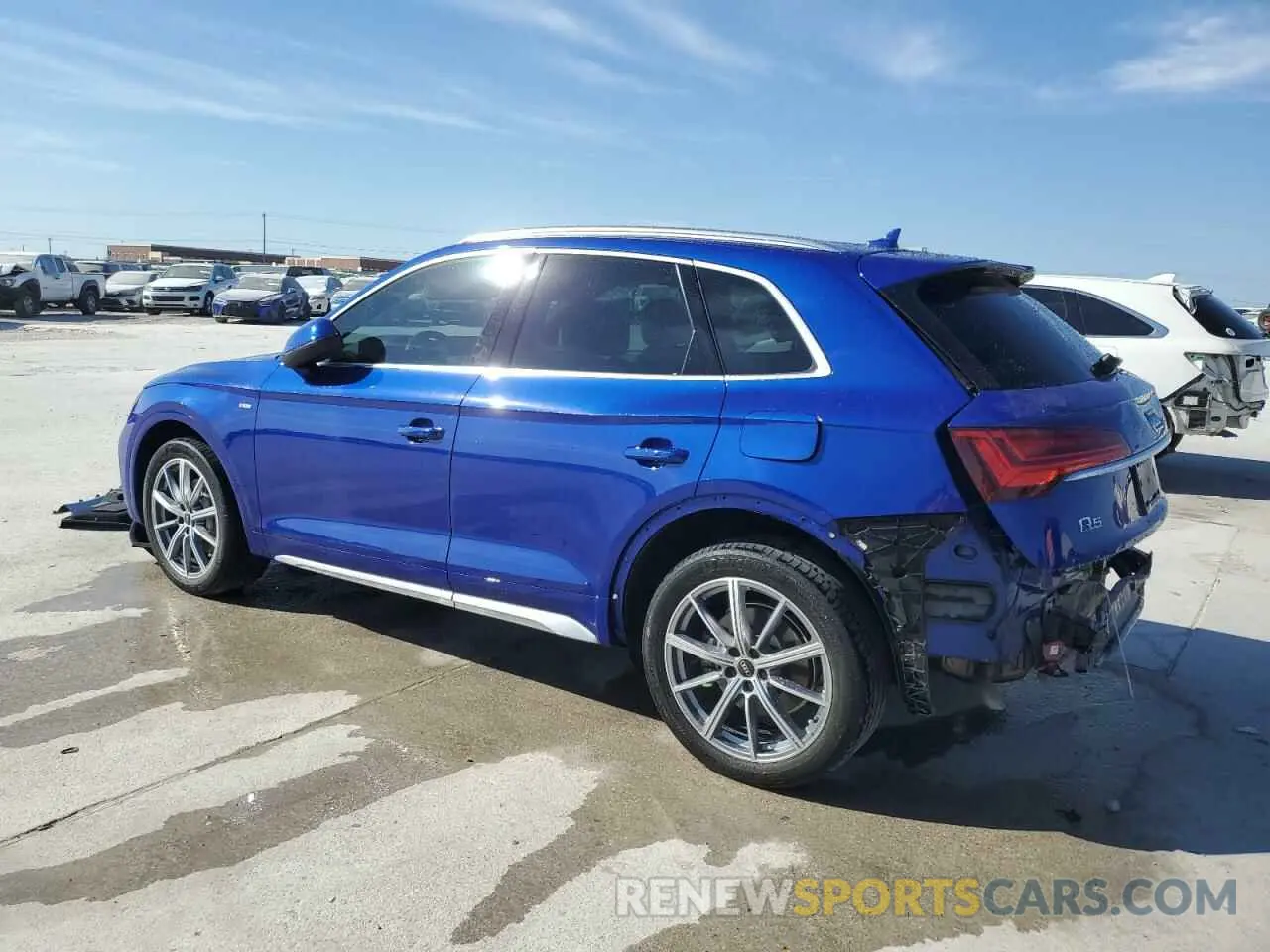 2 Photograph of a damaged car WA1E2AFY8M2029978 AUDI Q5 2021