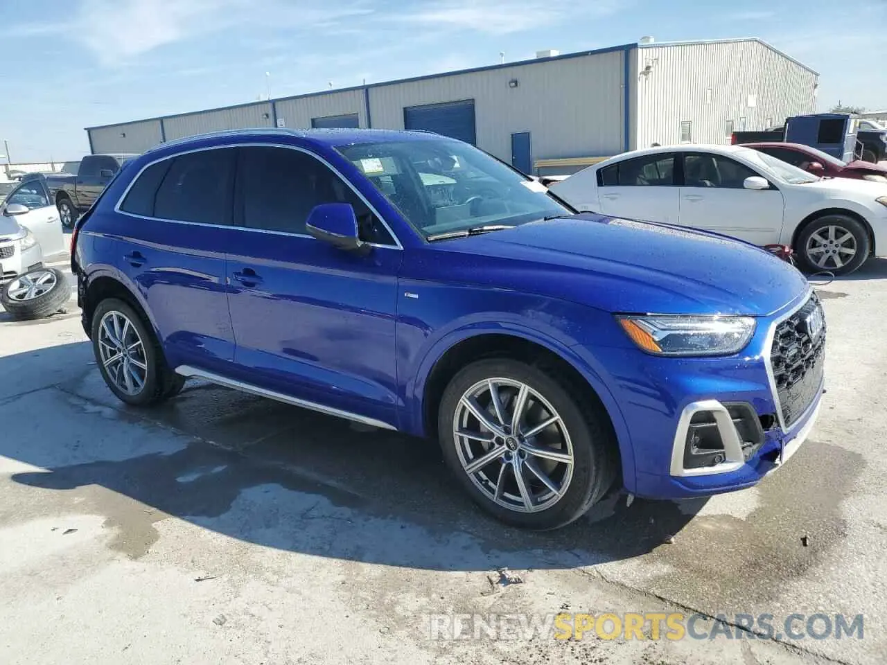 4 Photograph of a damaged car WA1E2AFY8M2029978 AUDI Q5 2021