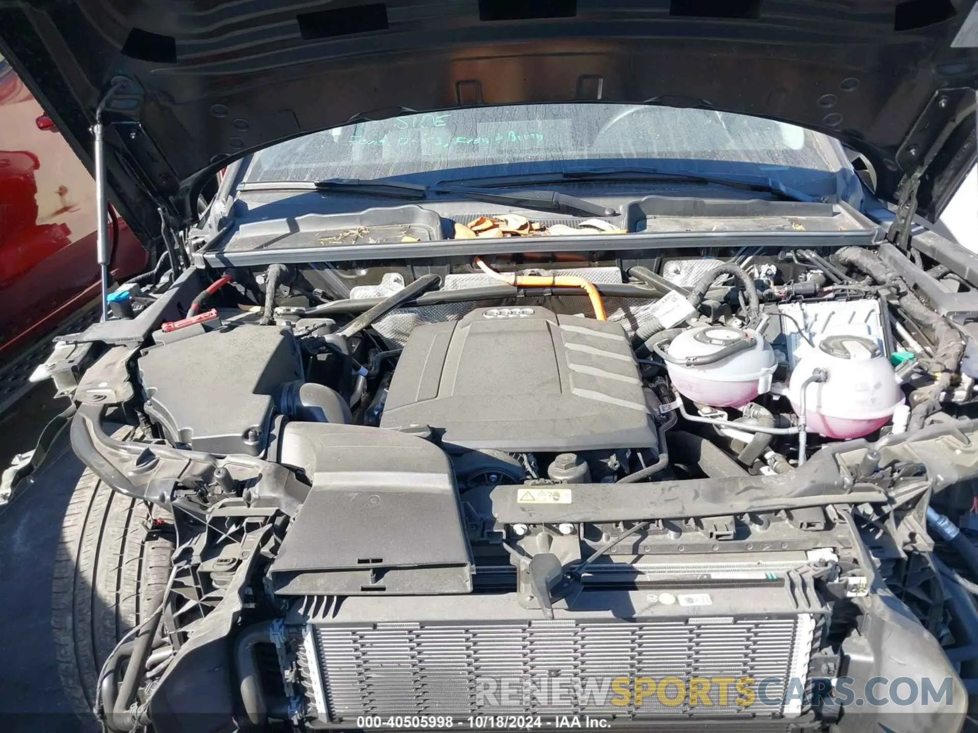 10 Photograph of a damaged car WA1E2AFYXM2103949 AUDI Q5 2021