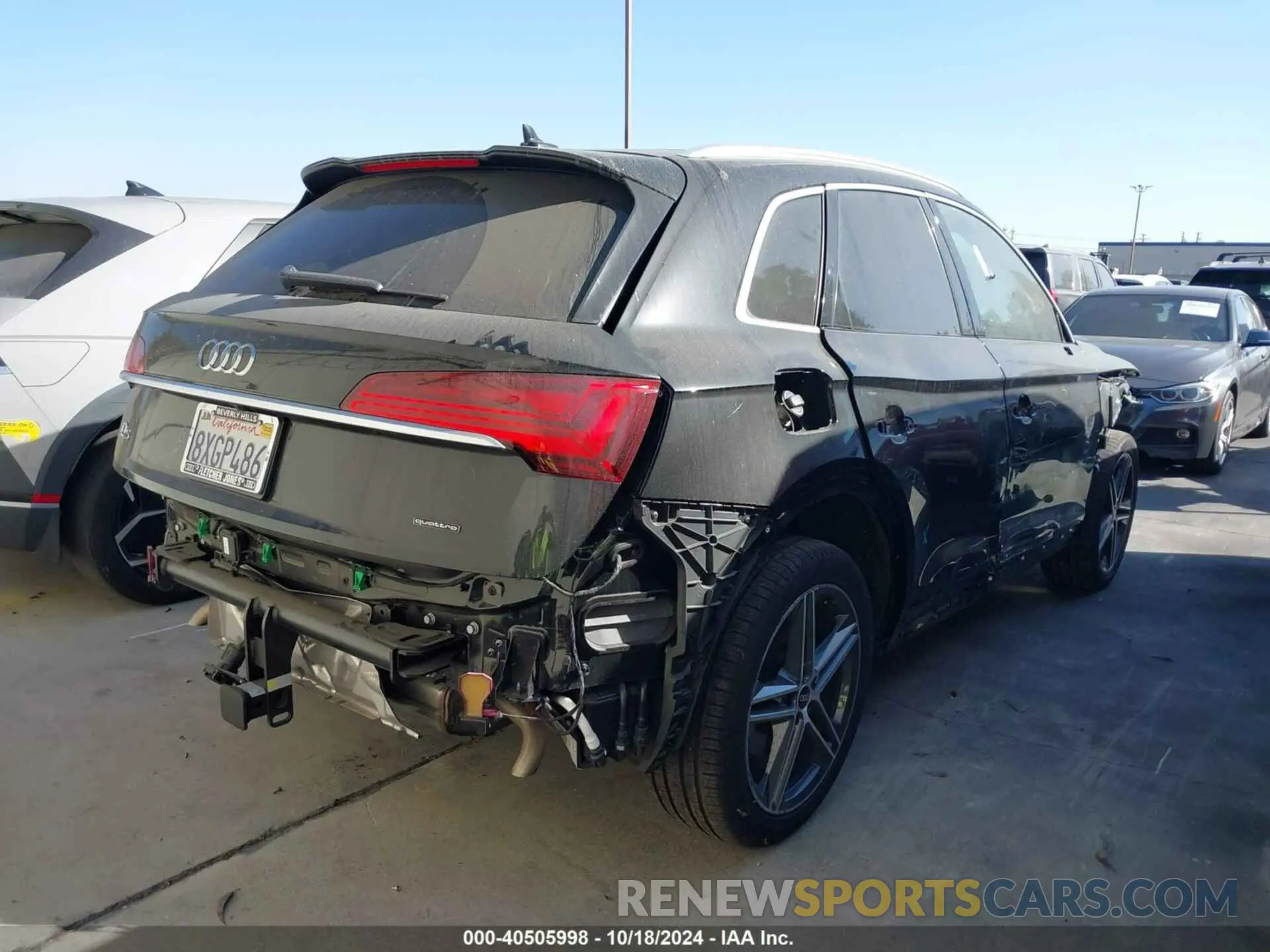 4 Photograph of a damaged car WA1E2AFYXM2103949 AUDI Q5 2021