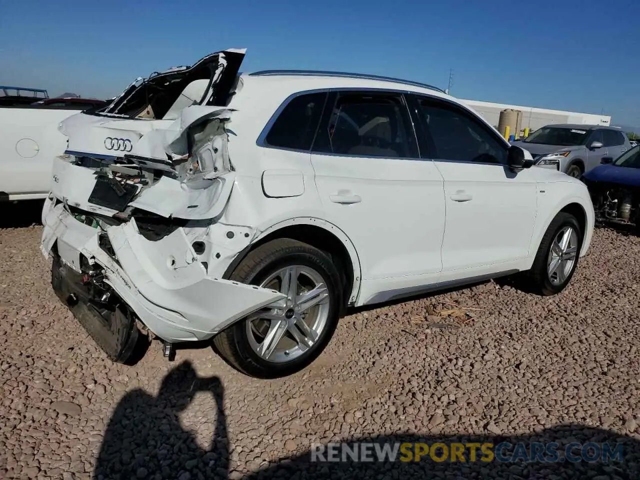 3 Photograph of a damaged car WA1F2AFY2M2018219 AUDI Q5 2021