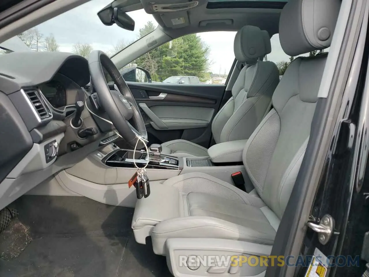 7 Photograph of a damaged car WA1F2AFY2M2108339 AUDI Q5 2021
