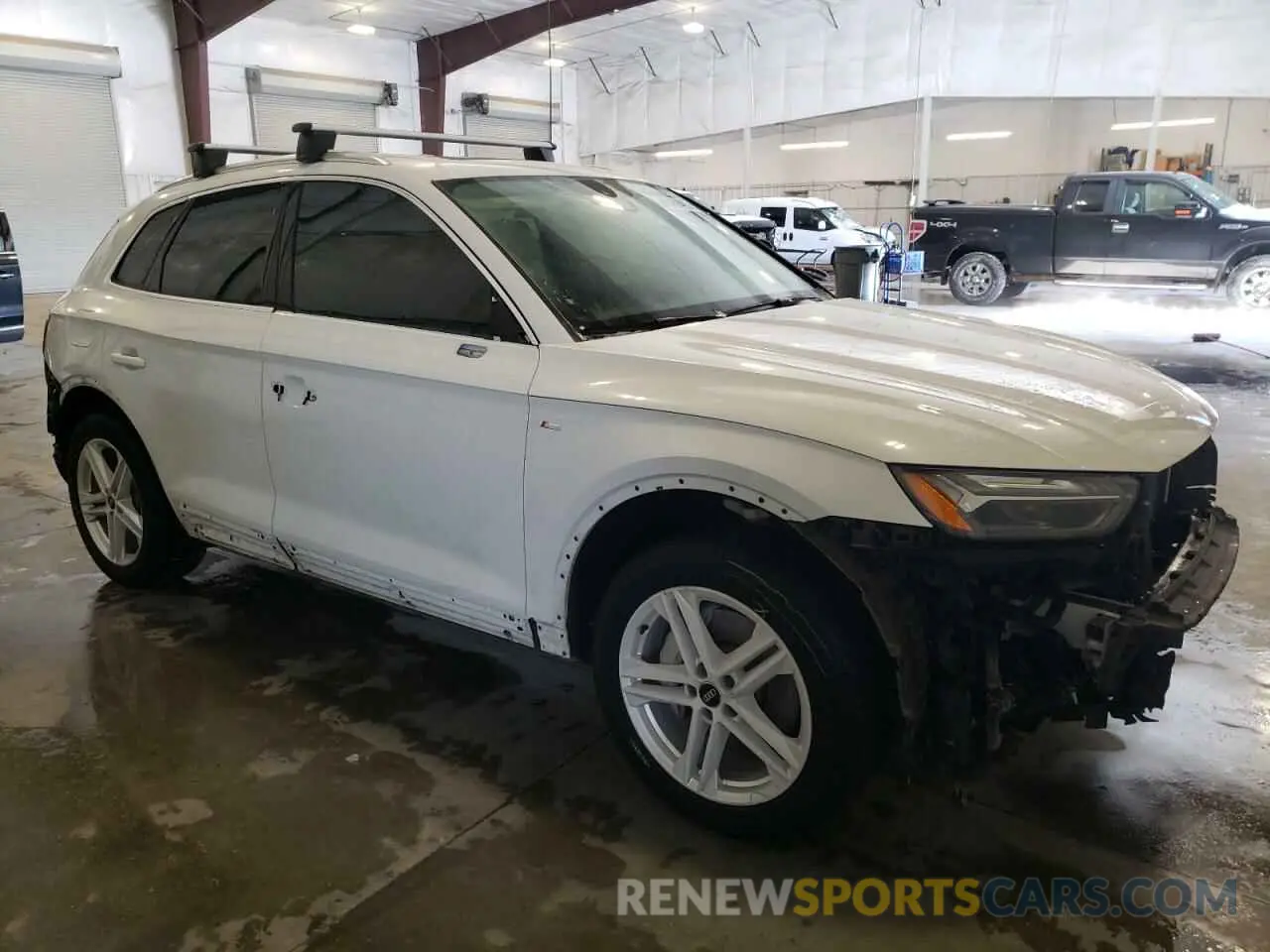 4 Photograph of a damaged car WA1F2AFY9M2046955 AUDI Q5 2021